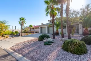 Photo #1: 6791375 Listing