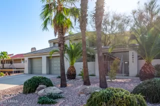 Photo #2: 6791375 Listing