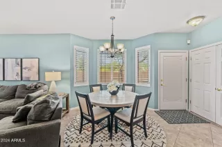 Photo #3: 6791425 Listing 