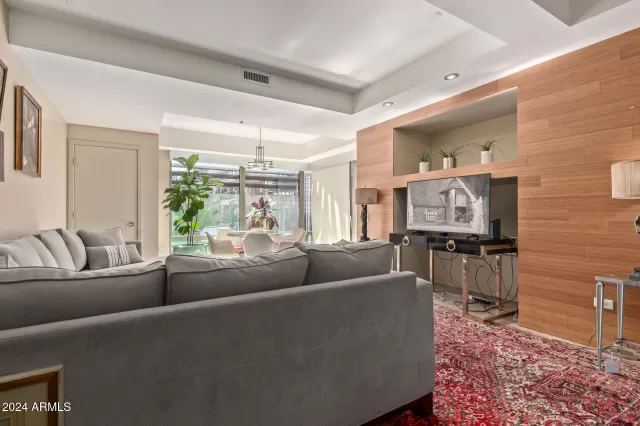 MLS: 6791485 Condo For Sale