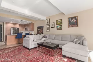 Photo #2: 6791485 Listing