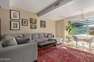 Photo #3: 6791485 Listing