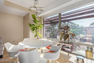 Photo #4: 6791485 Listing