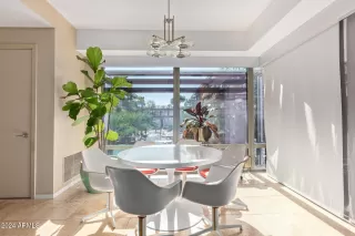 Photo #5: 6791485 Listing