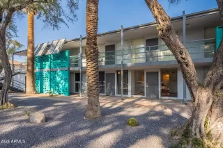 Photo #2: 6791671 Listing