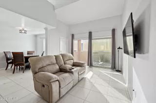 Photo #4: 6791692 Listing