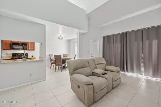 Photo #5: 6791692 Listing