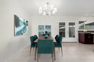 Photo #5: 6791766 Listing