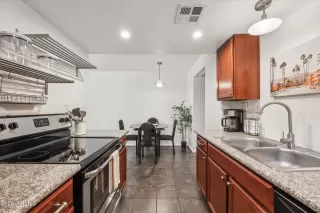 Photo #1: 6791817 Listing 