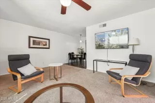 Photo #5: 6791817 Listing 