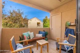 Photo #2: 6791870 Listing