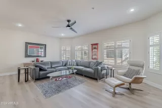 Photo #2: 6792004 Listing 