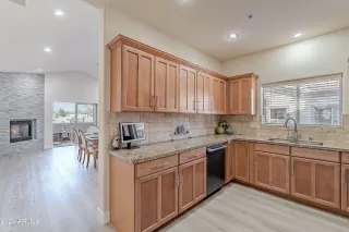 Photo #4: 6792004 Listing 