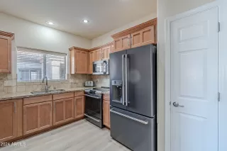 Photo #6: 6792004 Listing 