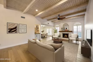 Photo #1: 6792093 Listing 