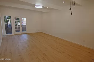 Photo #1: 6792100 Listing 