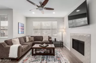 Photo #6: 6792205 Listing