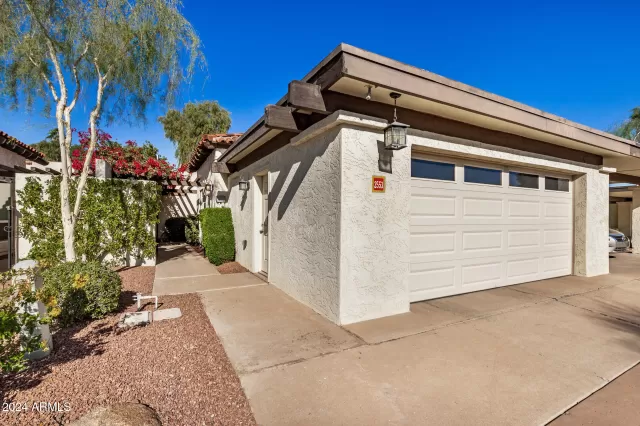 MLS: 6792211 Condo For Sale