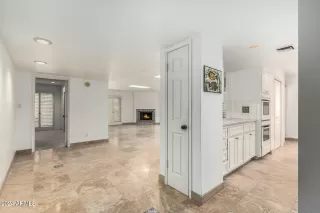 Photo #6: 6792286 Listing