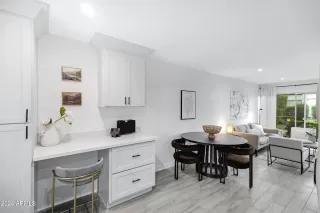 Photo #4: 6792463 Listing