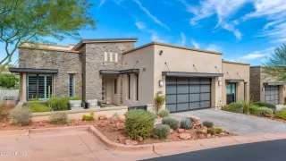 Photo #2: 6792808 Listing