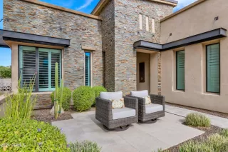 Photo #4: 6792808 Listing