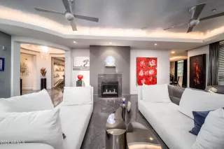 Photo #1: 6792975 Listing 