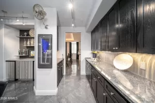 Photo #6: 6792975 Listing 