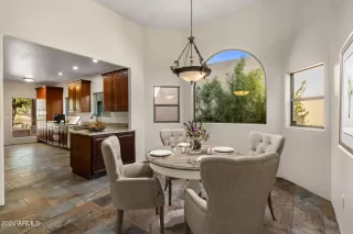 Photo #4: 6793101 Listing