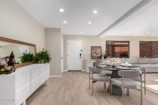 Photo #6: 6793234 Listing 