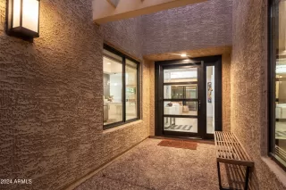 Photo #4: 6793441 Listing