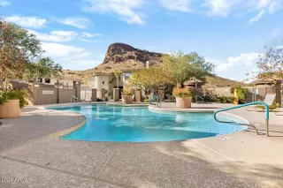 Photo #2: 6793582 Listing