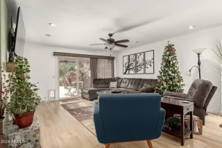 Photo #6: 6793612 Listing 