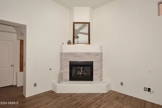 Photo #6: 6793831 Listing