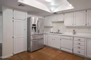 Photo #6: 6793927 Listing 