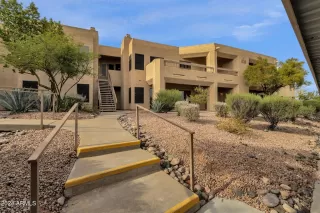 Photo #6: 6794011 Listing