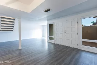 Photo #6: 6794056 Listing 