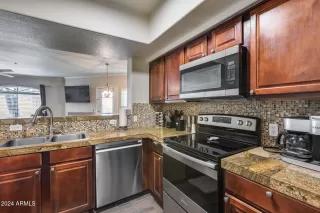 Photo #2: 6794281 Listing 