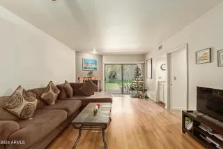 Photo #3: 6794597 Listing 