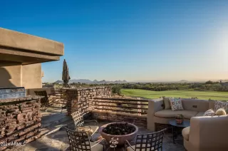 Photo #5: 6794975 Listing