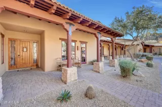 Photo #2: 6795017 Listing