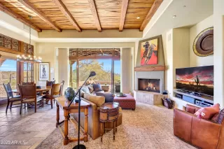 Photo #6: 6795017 Listing