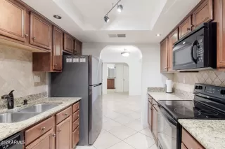 Photo #3: 6795030 Listing