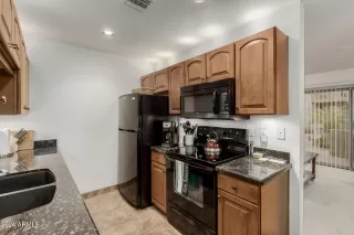 Photo #3: 6795038 Listing