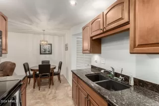 Photo #4: 6795038 Listing