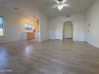 Photo #4: 6795238 Listing