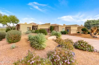 Photo #2: 6795479 Listing