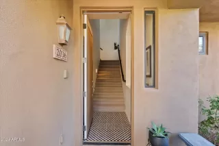 Photo #2: 6796440 Listing 