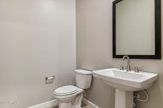 Photo #6: 6796486 Listing