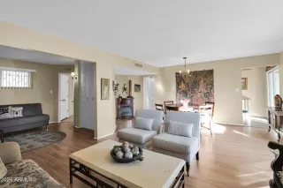 Photo #5: 6796758 Listing